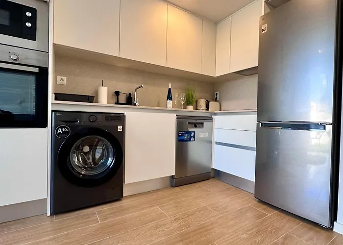 Marina Real Iii En Apartment